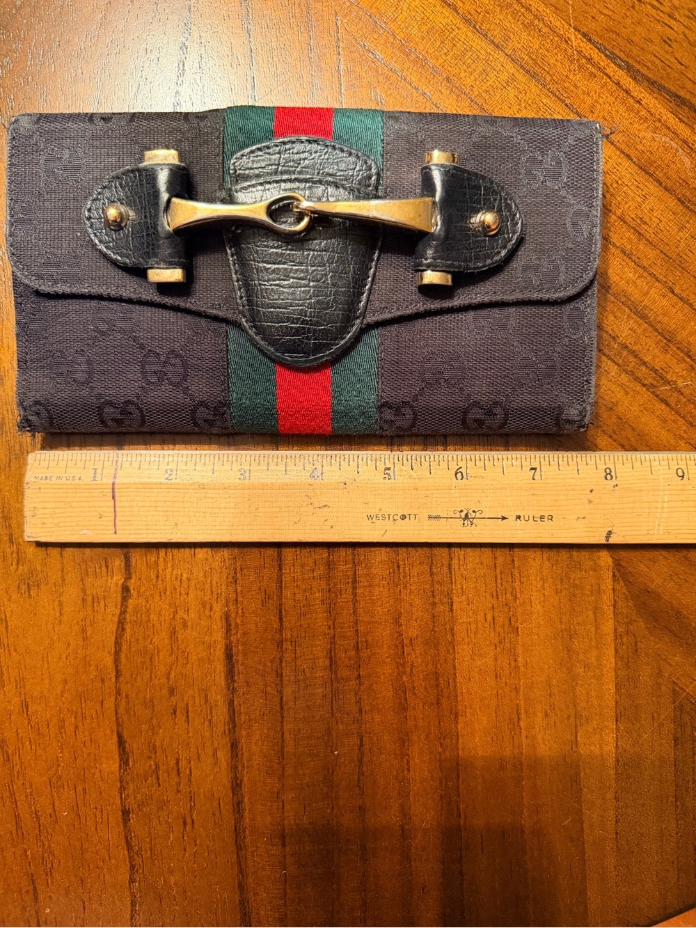 Vintage and well loved Gucci Black GG Canvas Wallet Gold Horsebit - Picture 7 of 8